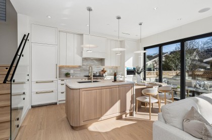 Photo 7 at 2 - 3036 W 13th Avenue, Kitsilano, Vancouver West