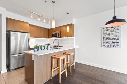 Photo 10 at 303 - 1330 Marine Drive, Pemberton NV, North Vancouver