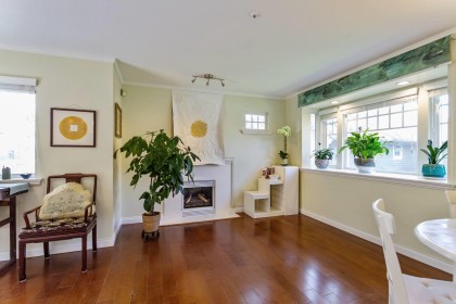 Photo 4 at 2952 W 8th Avenue, Kitsilano, Vancouver West