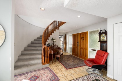 Photo 4 at 2346 Westhill Drive, Westhill, West Vancouver