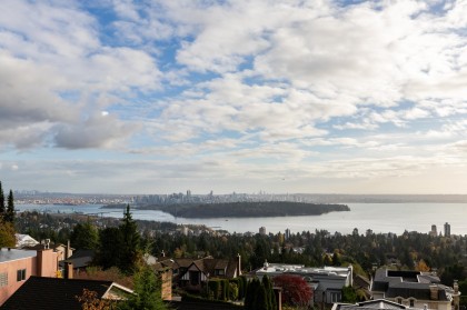 Photo 25 at 2346 Westhill Drive, Westhill, West Vancouver