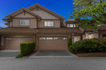 Photo 2 at 6 Beach Drive, Furry Creek, West Vancouver