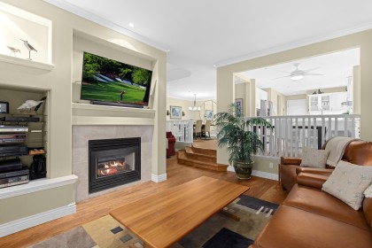Photo 10 at 6 Beach Drive, Furry Creek, West Vancouver