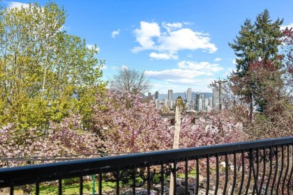 Photo 20 at 305 - 2330 Maple Street, Kitsilano, Vancouver West
