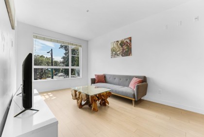 Photo 3 at 211 - 1621 Hamilton Avenue, Mosquito Creek, North Vancouver
