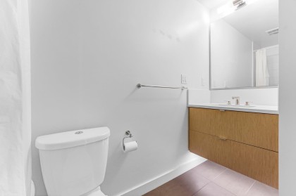 Photo 10 at 211 - 1621 Hamilton Avenue, Mosquito Creek, North Vancouver