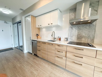 Photo 7 at 305 - 1783 Manitoba Street, False Creek, Vancouver West