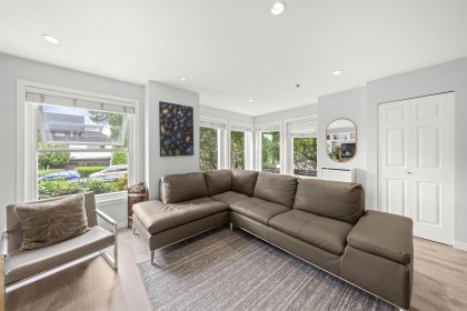 Photo 2 at 601 W 16th Avenue, Fairview VW, Vancouver West