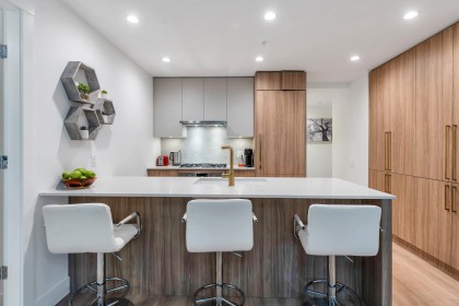 Photo 5 at 109 - 2325 Emery Court, Lynn Valley, North Vancouver