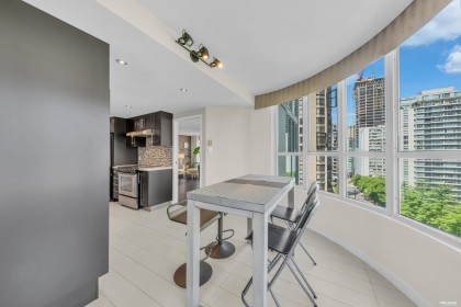 Photo 17 at 601 - 717 Jervis Street, West End VW, Vancouver West
