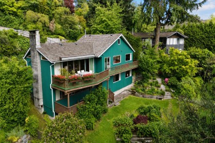 Photo 5 at 2660 Queens Avenue, Queens, West Vancouver