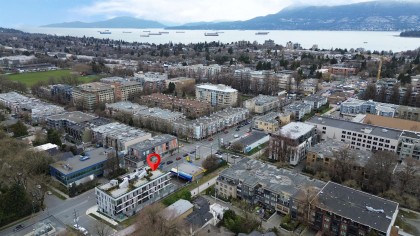 Photo 3 at 404 - 2888 Arbutus Street, Kitsilano, Vancouver West