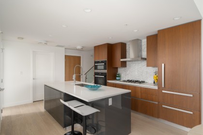 Photo 5 at 404 - 2888 Arbutus Street, Kitsilano, Vancouver West