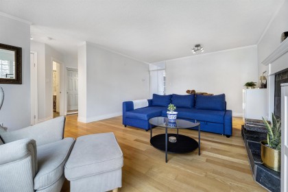 Photo 3 at 828 Nicolum Court, Roche Point, North Vancouver