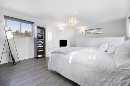 Photo 15 at 828 Nicolum Court, Roche Point, North Vancouver