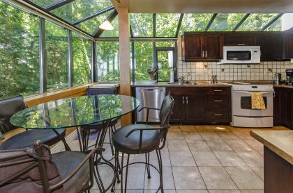 Photo 9 at 2440 Queens Avenue, Queens, West Vancouver