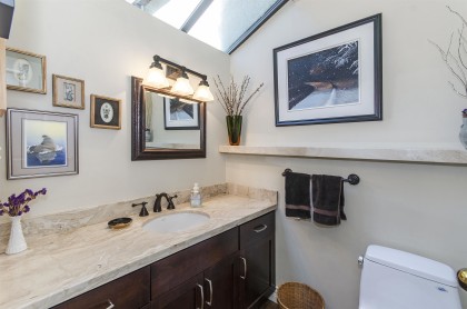 Photo 14 at 2440 Queens Avenue, Queens, West Vancouver