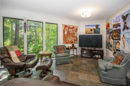 Photo 11 at 2440 Queens Avenue, Queens, West Vancouver