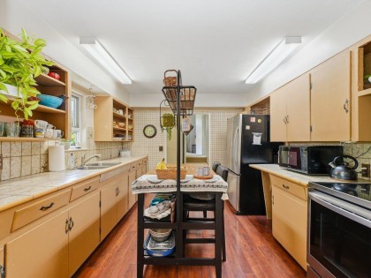 Photo 25 at 1380 Coleman Street, Lynn Valley, North Vancouver