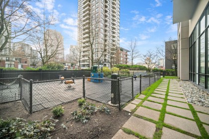 Photo 20 at 3104 - 928 Homer Street, Yaletown, Vancouver West