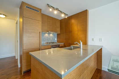 Photo 14 at 1104 - 565 Smithe Street, Downtown VW, Vancouver West
