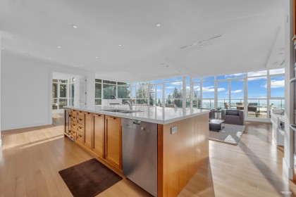 Photo 12 at 303 - 2245 Twin Creek Place, Whitby Estates, West Vancouver