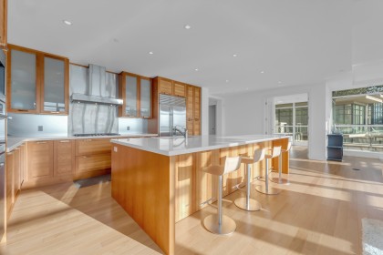 Photo 11 at 303 - 2245 Twin Creek Place, Whitby Estates, West Vancouver