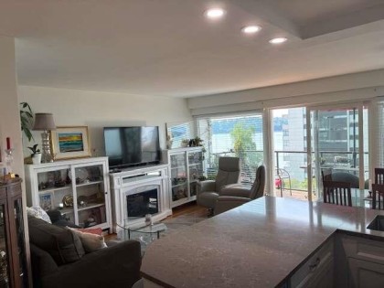 Photo 6 at 404 - 1845 Bellevue Avenue, Ambleside, West Vancouver