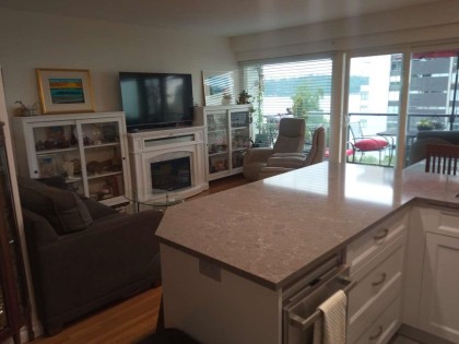 Photo 16 at 404 - 1845 Bellevue Avenue, Ambleside, West Vancouver
