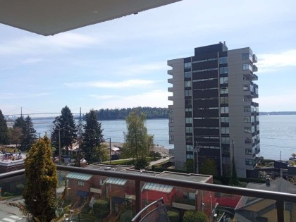 Photo 1 at 404 - 1845 Bellevue Avenue, Ambleside, West Vancouver