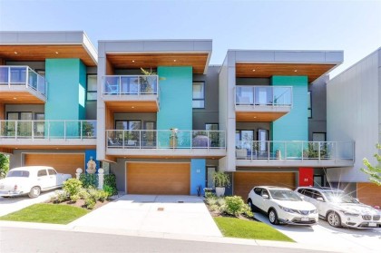 Photo 1 at 32 - 3595 Salal Drive, Roche Point, North Vancouver