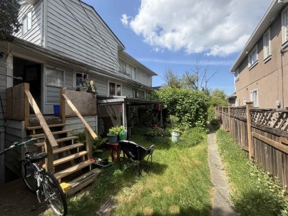 Photo 3 at 495 W 39th Avenue, Cambie, Vancouver West
