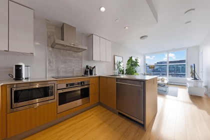 Photo 7 at 616 - 159 W 2nd Avenue, False Creek, Vancouver West