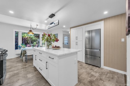 Photo 12 at 1040 Jefferson Avenue, Sentinel Hill, West Vancouver