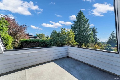 Photo 32 at 1040 Jefferson Avenue, Sentinel Hill, West Vancouver