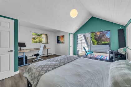 Photo 28 at 1040 Jefferson Avenue, Sentinel Hill, West Vancouver