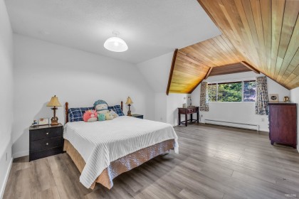 Photo 30 at 1040 Jefferson Avenue, Sentinel Hill, West Vancouver