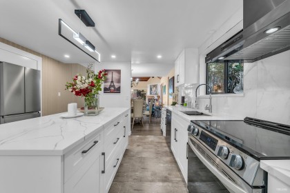 Photo 10 at 1040 Jefferson Avenue, Sentinel Hill, West Vancouver