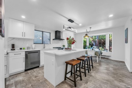 Photo 11 at 1040 Jefferson Avenue, Sentinel Hill, West Vancouver