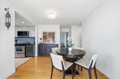 Photo 14 at 2002 - 1408 Strathmore Mews, Yaletown, Vancouver West