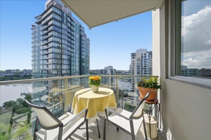 Photo 19 at 2002 - 1408 Strathmore Mews, Yaletown, Vancouver West