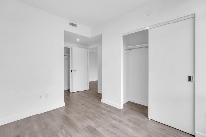 Photo 11 at 1708 - 200 Klahanie Court, Park Royal, West Vancouver