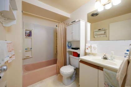 Photo 13 at 204 - 2146 W 43rd Avenue, Kerrisdale, Vancouver West