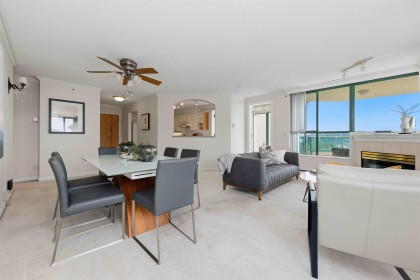 Photo 6 at 18D - 338 Taylor Way, Park Royal, West Vancouver