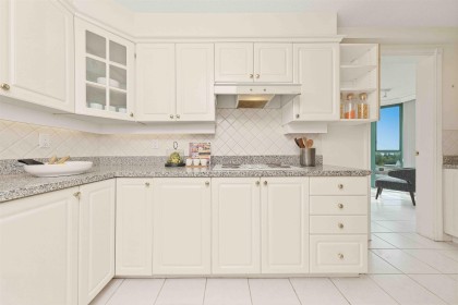 Photo 9 at 18D - 338 Taylor Way, Park Royal, West Vancouver