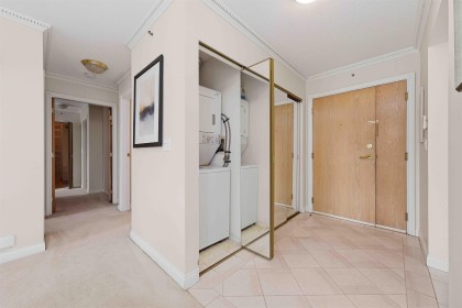 Photo 8 at 18D - 338 Taylor Way, Park Royal, West Vancouver