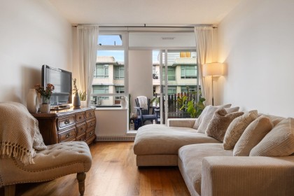 Photo 8 at 608 - 2228 W Broadway, Kitsilano, Vancouver West
