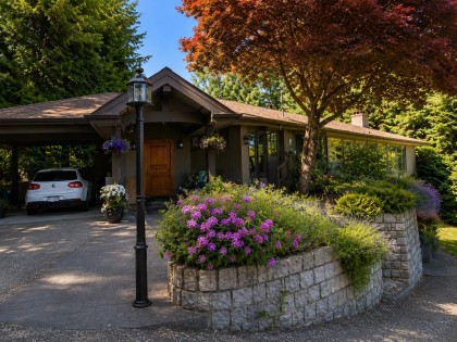 Photo 2 at 785 Anderson Crescent, Sentinel Hill, West Vancouver