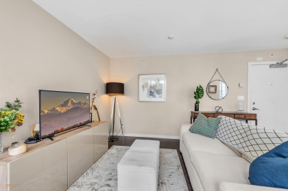 Photo 5 at 514 - 1708 Columbia Street, False Creek, Vancouver West