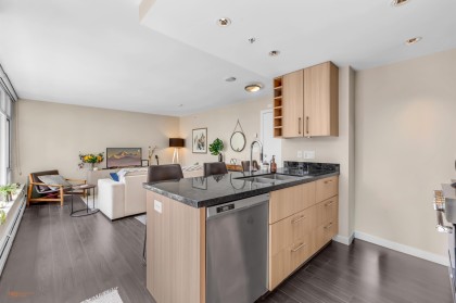 Photo 10 at 514 - 1708 Columbia Street, False Creek, Vancouver West